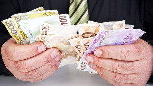 Ξεκινά η συζήτηση των νομοσχεδίων για το τέλος των πολλαπλών συντάξεων