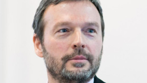 Βουνς – ΕΚΤ: Δεν πρέπει να «υπνοβατούμε» στις μειώσεις επιτοκίων