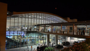 Αντισταθμιστικά για τη λειτουργία του αεροδρομίου ζητούν οι Δήμοι Λ/κας & Δρομολαξιάς – Μενεού