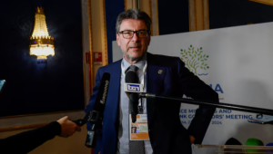 Ιταλία: Οι χώρες της ΕΕ πρέπει να «απαντήσουν» μεμονωμένα στους δασμούς Τραμπ