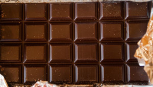 Στο χείλος του γκρεμού ιστορικά ονόματα σοκολάτας