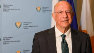 Το ΥΠΟΙΚ στηρίζει τη νέα Συνεργατική Τράπεζα