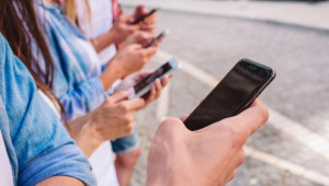 Huawei, Xiaomi, Oppo στο στόχαστρο: Δασμοί και οι επιπτώσεις στην αγορά smartphones