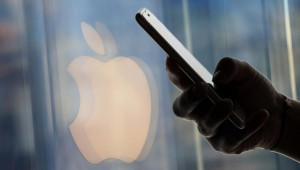 Η Apple στρέφεται στην Ινδία για να αντιμετωπίσει τους δασμούς Τραμπ στην Κίνα