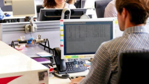 ΔΝΤ: Προτείνει αλλαγές στο κρατικό μισθολόγιο: Αναστολή ΑΤΑ και κατάργηση 13ου