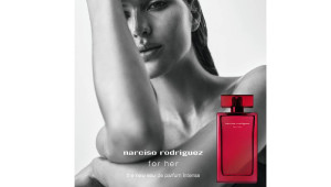 FOR HER EAU DE PARFUM INTENSE:  ΤΟ ΝΕΟ ΑΡΩΜΑ ΑΠΟ NARCISO RODRIGUEZ