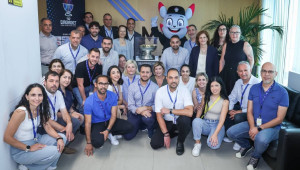 Το Αεροδρόμιο Λάρνακας φιλοξένησε το τρόπαιο και την μασκότ του FIBA Eurobasket 2025