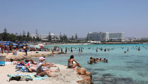 ΗΒ: Ταξιδιωτική οδηγία σε Κύπρο, Ελλάδα, Τουρκία για ακραίες θερμοκρασίες