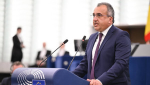 Υπερψηφίστηκε η γνωμοδότηση Χατζηπαντέλα για ενίσχυση συνεργασίας ΕΕ-ΗΒ σε θέματα υγείας