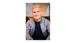 Η Celestyal εγκαινιάζει την κρουαζιέρα Abu Dhabi F1 με τον David Coulthard