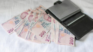 Τουρκία: Οι τράπεζες δαπάνησαν $5 δισ. για να στηρίξουν τη λίρα