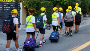 Το Walking Bus ξεκινά στην Αγλαντζιά - Από το κατώφλι του σπιτιού στο σχολείο τα παιδιά περπατούν με ασφάλεια