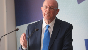 Ο Κεραυνός θα προεδρεύσει των εκλογών του Eurogroup