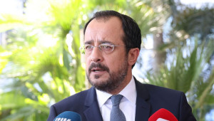 Νίκος Χριστοδουλίδης: «Η υπεύθυνη οικονομική πολιτική της Κυβέρνησης φέρνει απτά αποτελέσματα»