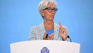 ΕΚΤ: Χωρίς βιασύνη οι αποφάσεις για τη νομισματική πολιτική παρά τις πιέσεις από την αγορά