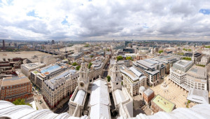 Λονδίνο: Η νέα «χρυσή» αγορά ακινήτων κρύβεται… πάνω από τις στέγες