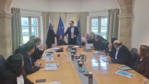 Τα είπαν ΕΤΕΚ και Υπουργός Εσωτερικών για την αδειοδότηση και τις διατηρητέες οικοδομές