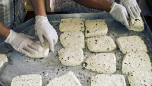 Χαλλούμι: Σταθερές οι εξαγωγές παρά τον αφθώδη πυρετό - «Διαχειρίσιμη η κατάσταση»