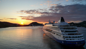 Η Celestyal διασχίζει με επιτυχία το Στενό του Ορμούζ, ανοίγοντας το δρόμο για την ασφαλή διέλευση του κλάδου της κρουαζιέρας