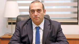 «Καμπανάκι» από Καρούσο για την αεροπορική συνδεσιμότητα της Κύπρου