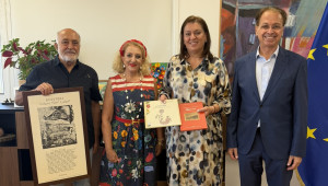 Συνάντηση μελών του Ιδρύματος Δέσποινα Κατσελλή Παττίχη με την Υπουργό Παιδείας για δωρεά βιβλίων στις σχολικές βιβλιοθήκες της Κύπρου