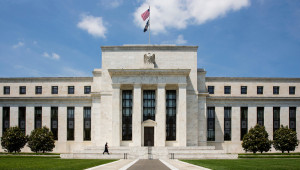 Fed: Αύξηση επιτοκίων για πρώτη φορά από το 2023 – Σήμα και για δεύτερη άνοδο φέτος