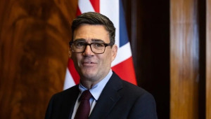 Βρετανία: Ο Άντι Μπέρναμ ανοίγει τη συζήτηση επιστροφής στην ΕΕ μετά τις επόμενες εκλογές