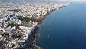 Ακίνητα στην Κύπρο: Έρχονται περιορισμοί για τις αγορές από αλλοδαπούς