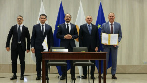 ΠτΔ: «Καθοριστικό βήμα για τον φυσικό πλούτο της Κύπρου» – Συμβάσεις έως $1,8 δισ. για τον «Κρόνο»