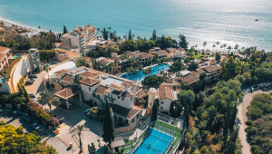 Το Columbia Beach Resort αναδείχθηκε κορυφαίο resort της Κύπρου στα World Travel Awards 2026