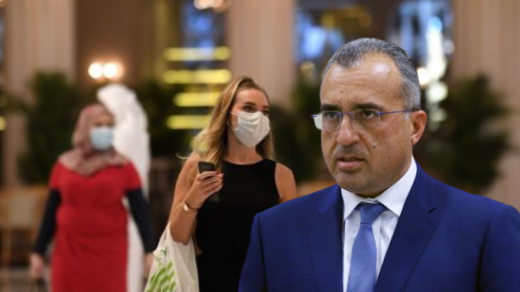 Στο Υπουργικό Συμβούλιο οδηγείται η κατάργηση της χρήσης μάσκας σε εσωτερικούς χώρους