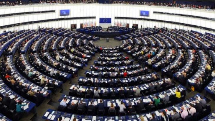 Αυξάνεται η παρουσία γυναικών στα Δ.Σ. εταιρειών – Συμφωνία στις Βρυξέλλες, μετά από 10 χρόνια συζητήσεων