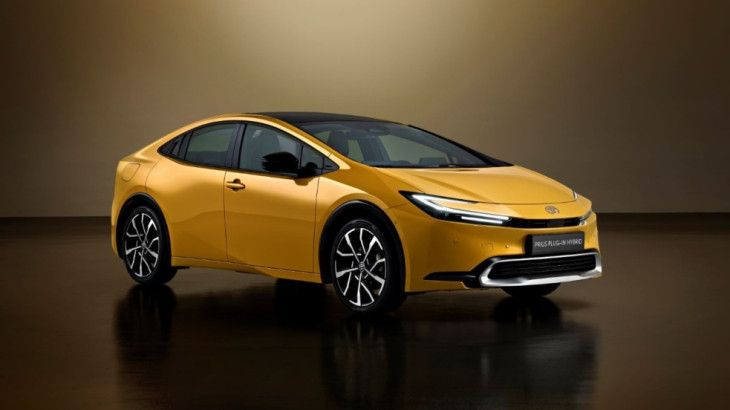 Έρχεται το ολοκαίνουργιο Toyota Prius Plug-in Hybrid