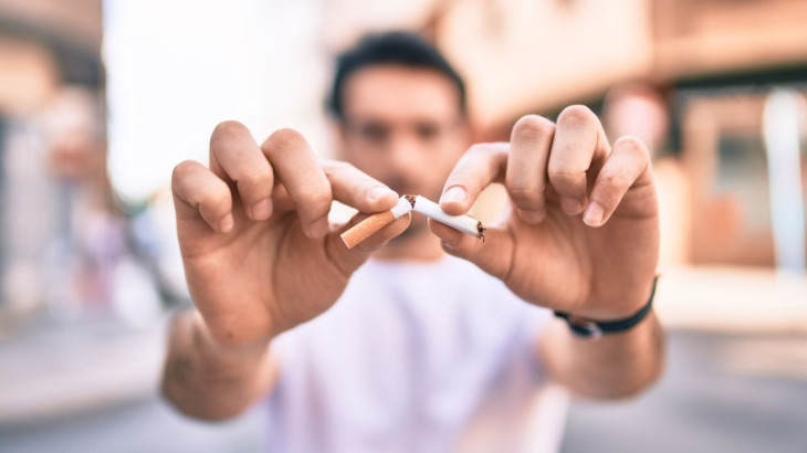 Η πρώτη εφαρμογή τεχνητής νοημοσύνης για τη διακοπή του καπνίσματος