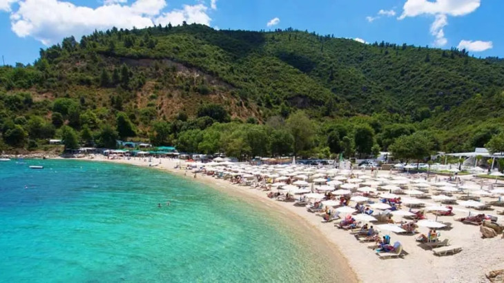 Πιο ακριβά τα παγωτά, οι διακοπές και τα ξενοδοχεία τον Ιούνιο
