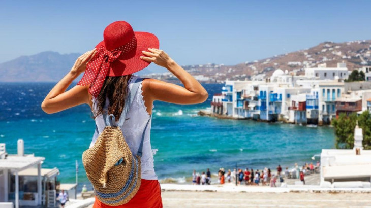 Ξεπέρασε τη χρονιά ρεκόρ η Ελλάδα σε τουριστικά έσοδα