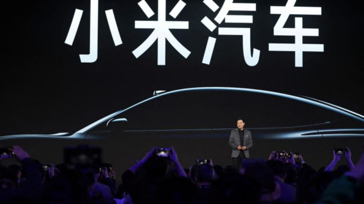 H Xiaomi αποκαλύπτει το πρώτο της ηλεκτρικό αυτοκίνητο