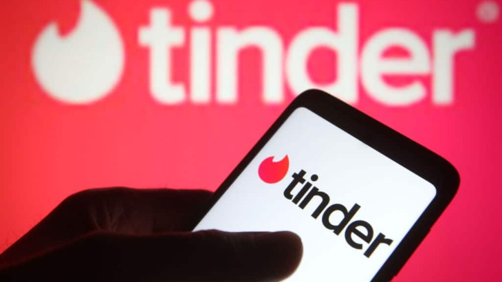 Αναζητώντας δουλειά από το Tinder