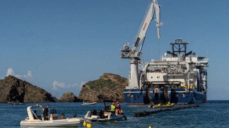 Η κυβέρνηση ζήτησε τη διενέργεια μελέτης για την υποθαλάσσια ηλεκτρική διασύνδεση