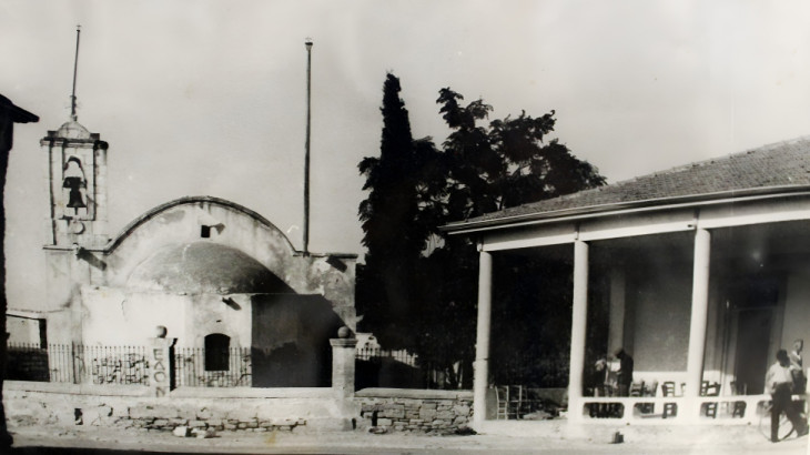 Παθκιά Παθκιά το Κίτι  Παρπατούμεν ανάμεσα σε αθέατες πτυχές του παρελθόντος τζιαι άγνωστα συμβάντα!