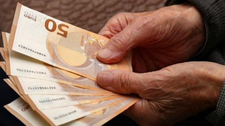 Τέρμα οι πολλαπλές συντάξεις, αλλά για τους μελλοντικούς αξιωματούχους