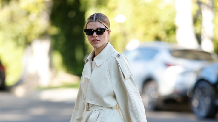 ΤΟ STYLE ICON SOFIA RICHIE GRAINGE ΣΕ STREE STYLE ΕΜΦΑΝΙΣΗ ΜΕ ΔΗΜΙΟΥΡΓΙΕΣ SOFIA FOR TOMMY ΣΤΟ ΛΟΣ ΑΝΤΖΕΛΕΣ, ΚΑΛΙΦΟΡΝΙΑ