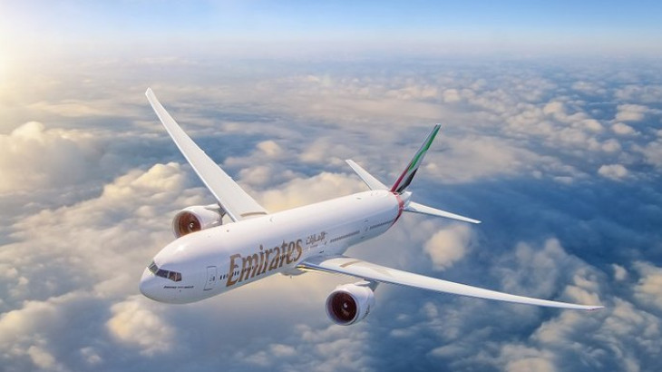 Η Emirates ενισχύει τις υπηρεσίες προς τη Βαρκελώνη με τρίτη καθημερινή πτήση