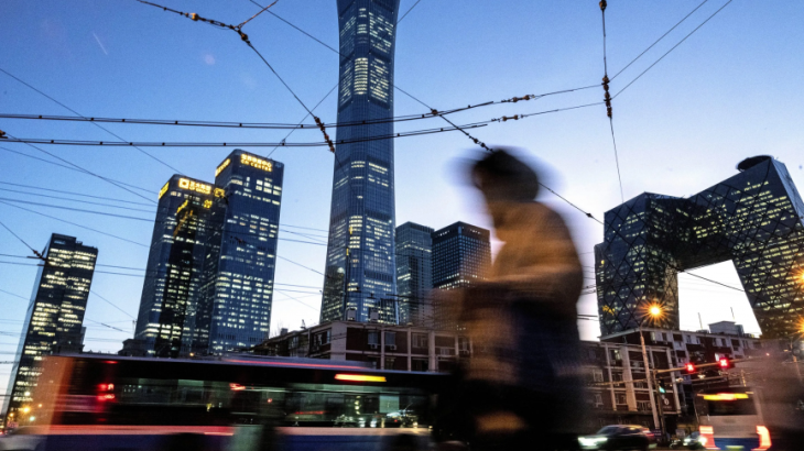 Πώς η υπερβολική παραγωγή προκαλεί πρόβλημα για τη στήριξη της κινεζικής οικονομίας