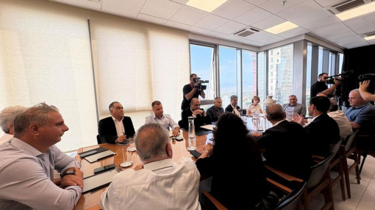 Πάνε σε …. πανεργοδοτική για την ΑΤΑ οι εργοδότες – Παραμένει το αδιέξοδο