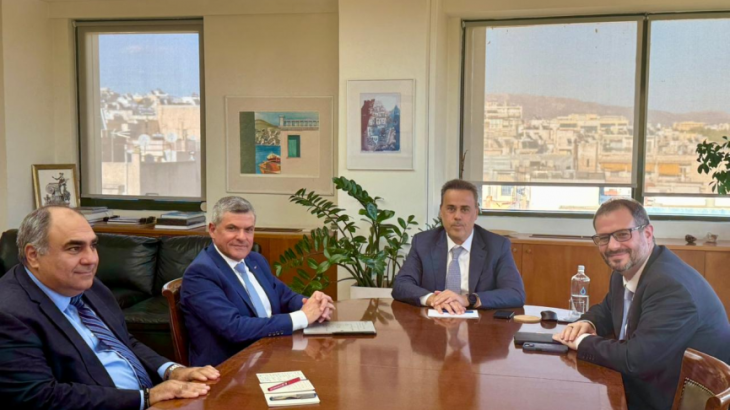 Παπαναστασίου και Παπασταύρου βάζουν ξανά στην πρίζα το καλώδιο