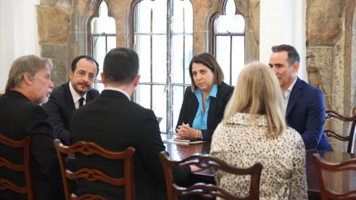 Έπεσαν οι υπογραφές στο Προεδρικό