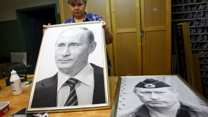 Η ρωσική οικονομία τρεκλίζει από τις κυρώσεις και τον πόλεμο στην Ουκρανία