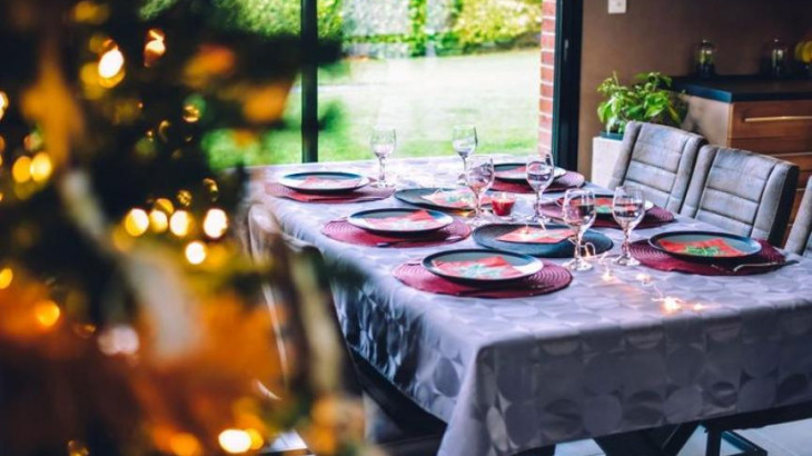 Πόσο θα πληρώσουν φέτος οι Κύπριοι για το χριστουγεννιάτικο τραπέζι