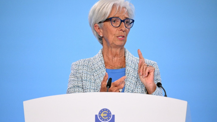 ΕΚΤ: Χωρίς βιασύνη οι αποφάσεις για τη νομισματική πολιτική παρά τις πιέσεις από την αγορά